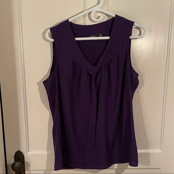 Mexx tie-neck sleeveless blouse. - Picture 4 of 4